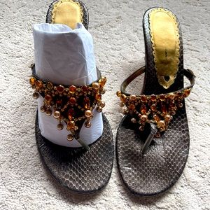 ✨beautiful✨beaded sandal✨